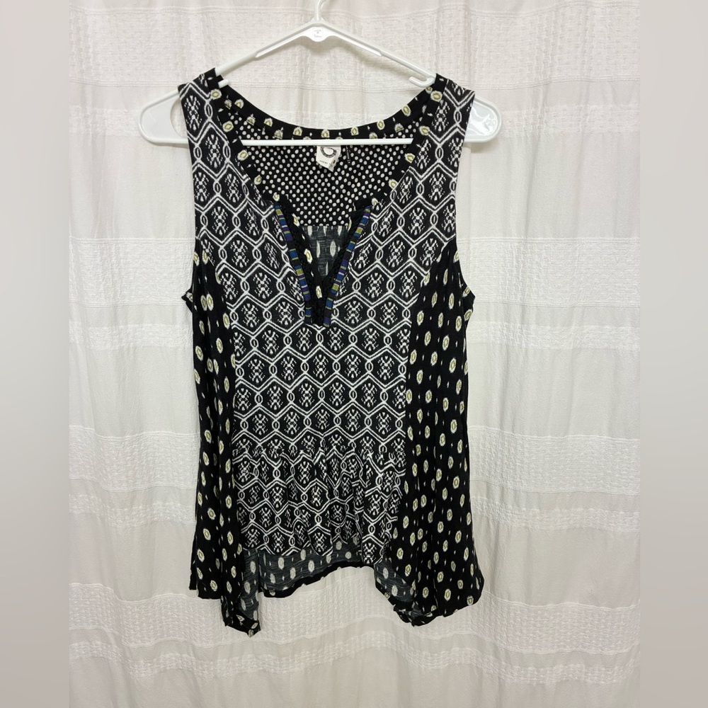 Anthropologie Akemi & Kim Sleeveless Top
